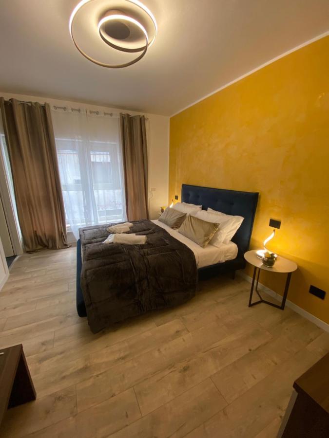 פלרמו Hotel Plaza Ungheria מראה חיצוני תמונה