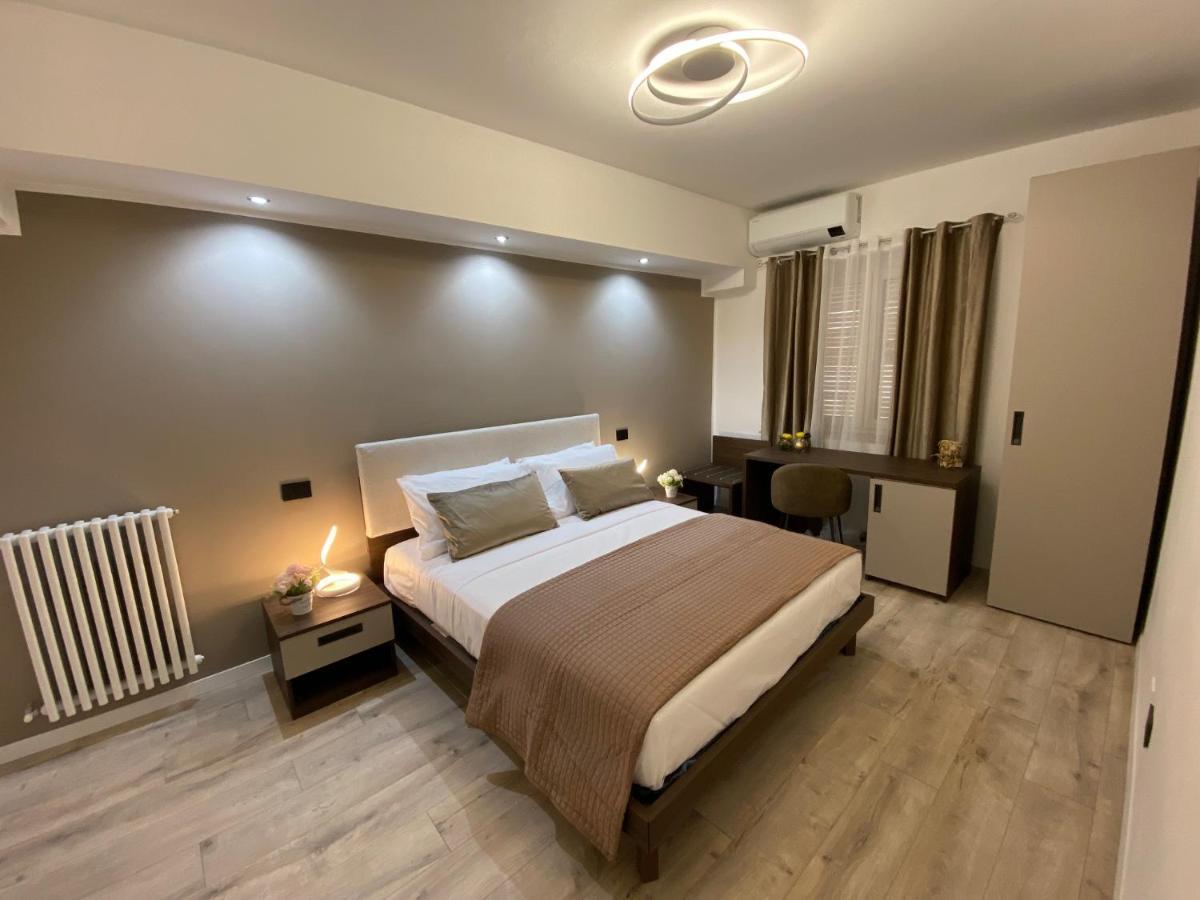 פלרמו Hotel Plaza Ungheria מראה חיצוני תמונה