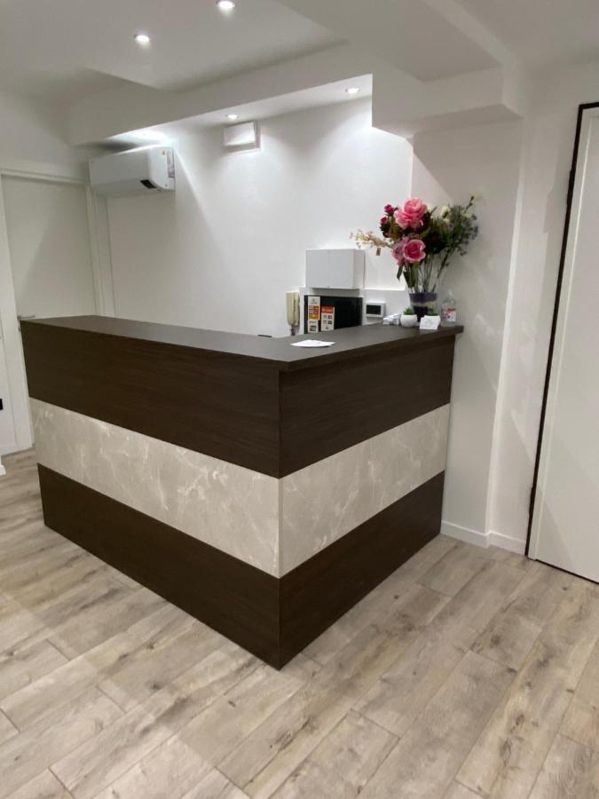 פלרמו Hotel Plaza Ungheria מראה חיצוני תמונה